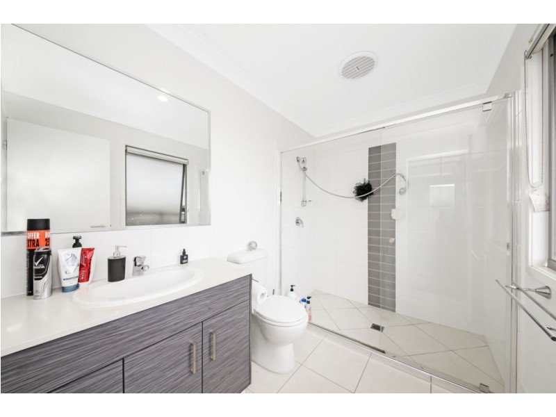 10 William Bay Court, South Ripley QLD 4306