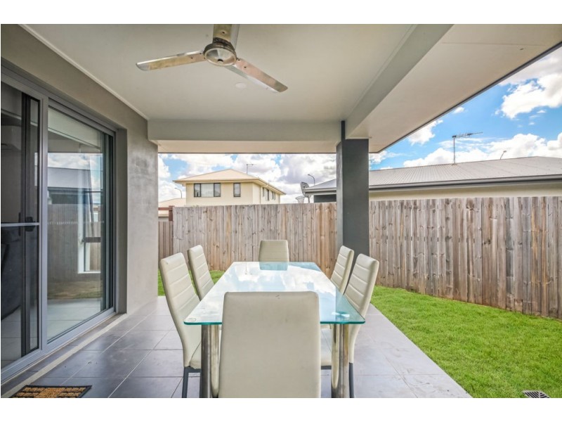 10 William Bay Court, South Ripley QLD 4306