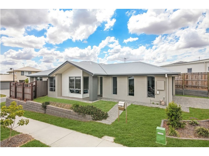 10 William Bay Court, South Ripley QLD 4306