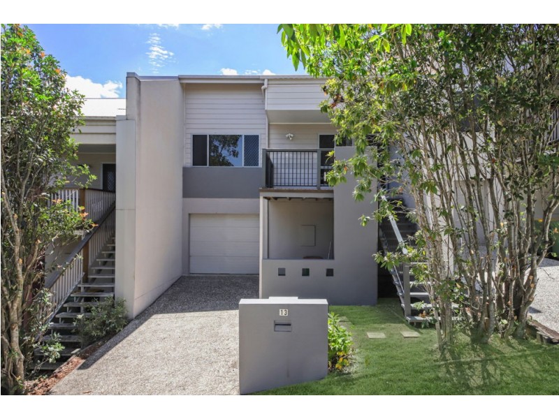 13 Creekside Drive, Springfield Lakes QLD 4300