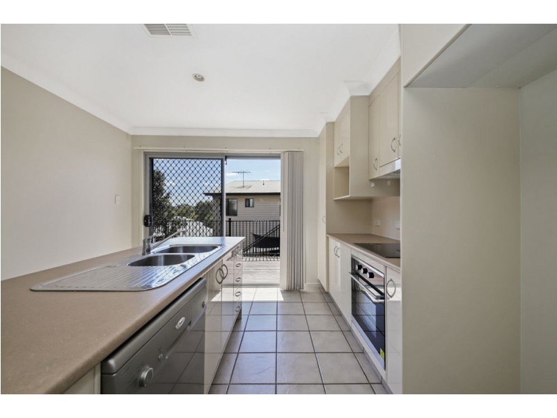 13 Creekside Drive, Springfield Lakes QLD 4300