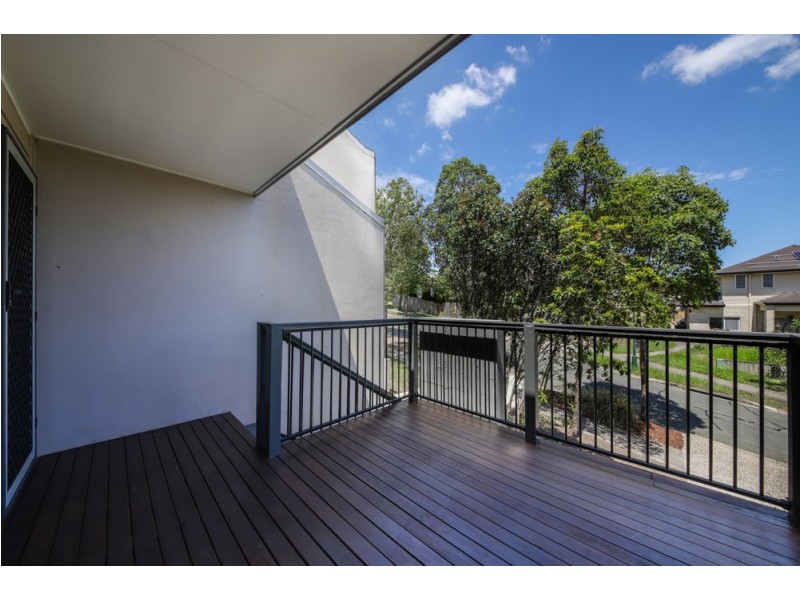 13 Creekside Drive, Springfield Lakes QLD 4300