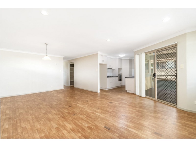11/27 Spencer Street, Redbank QLD 4301