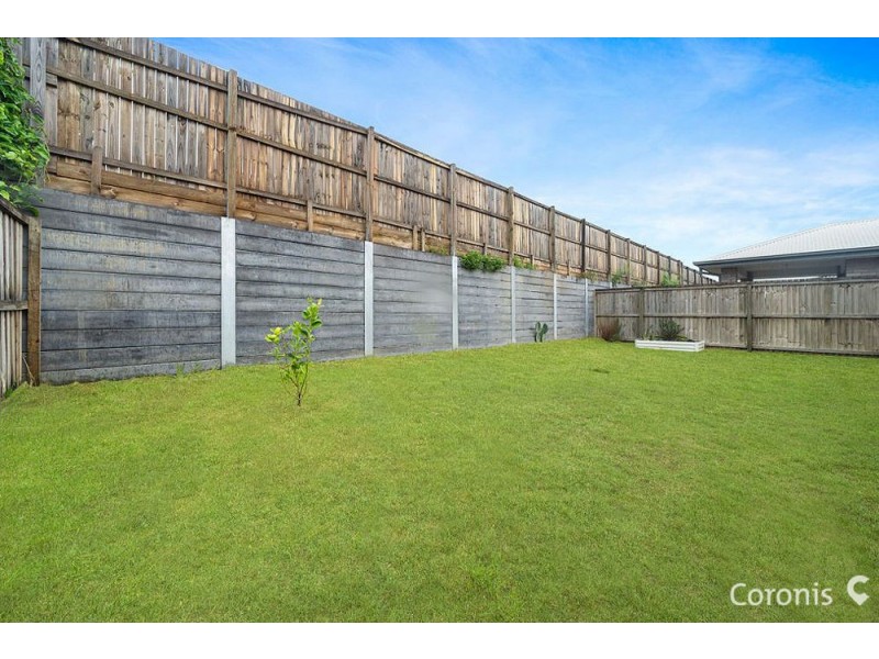 14 Mount Roberts Street, Park Ridge QLD 4125