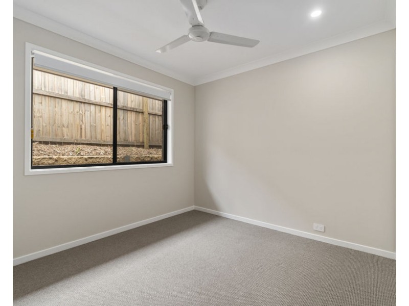 36 Hoist Court, Augustine Heights QLD 4300