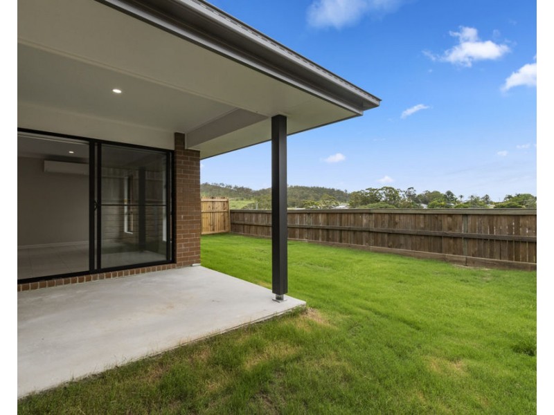 36 Hoist Court, Augustine Heights QLD 4300