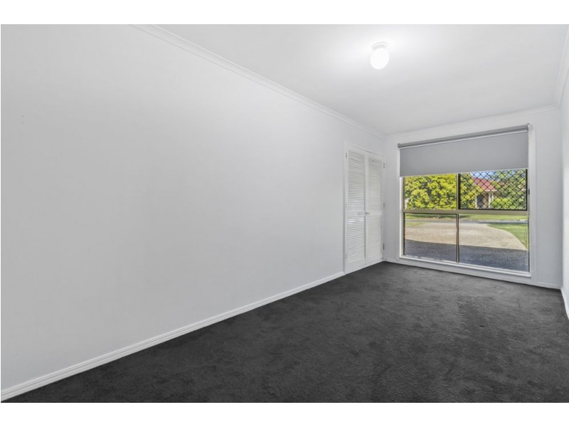 25 Columbus Pl, Forest Lake QLD 4078