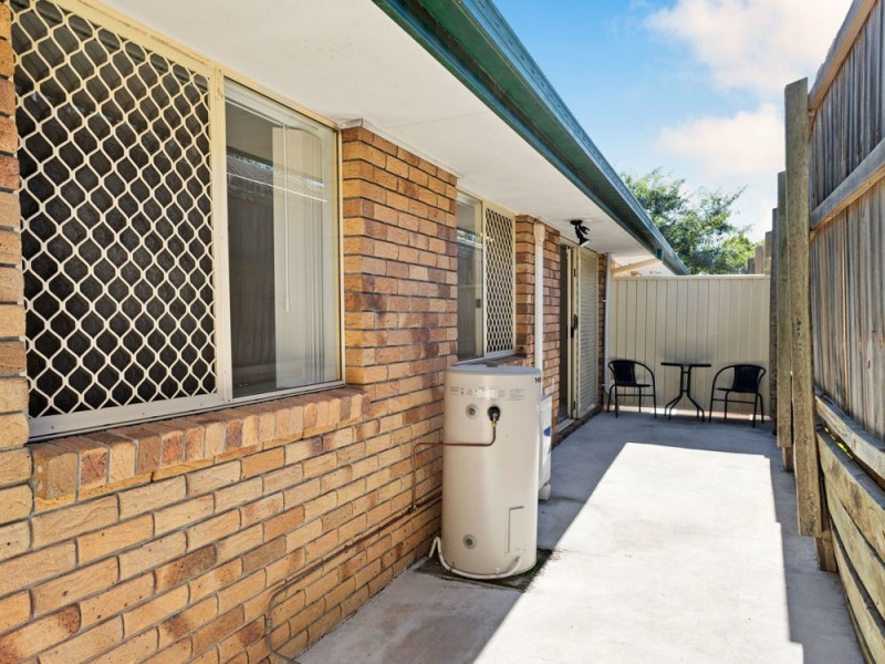 1&2/41 Creek Street, Bundamba QLD 4304