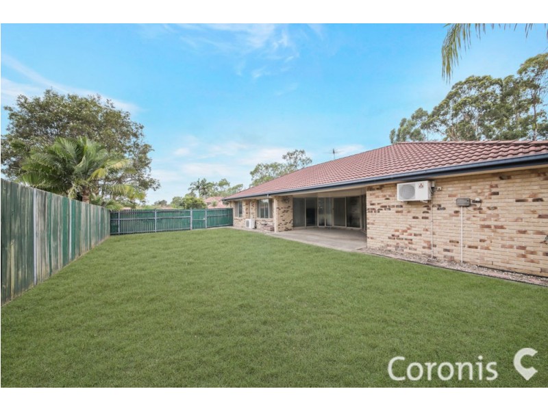 4 lakeside cres, Forest Lake QLD 4078