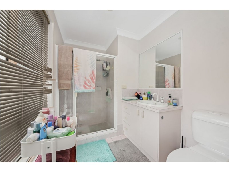 60 Serrata Circuit, Forest Lake QLD 4078