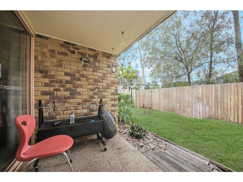 60 Serrata Circuit, Forest Lake QLD 4078