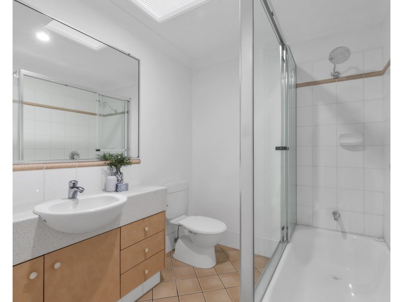 1/117 Miskin Street, Toowong QLD 4066