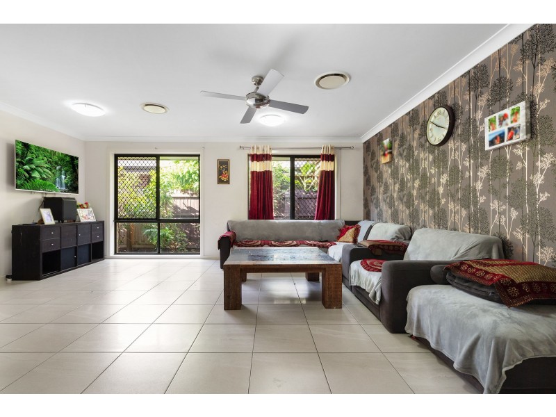 15 Acacia Street, Heathwood QLD 4110