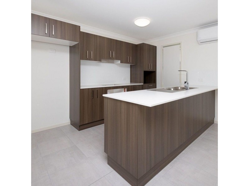 13 Priestly Place, Redbank QLD 4301
