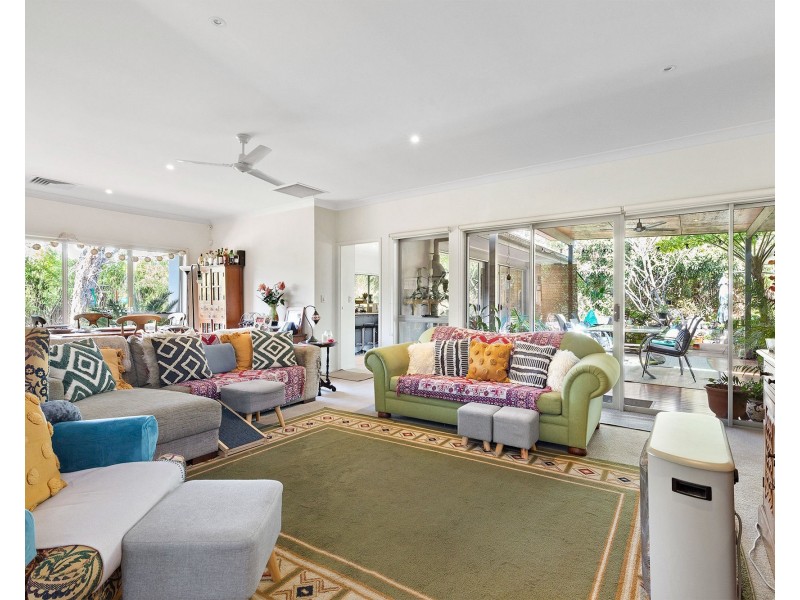 20 Sanctuary Way, Moggill QLD 4070