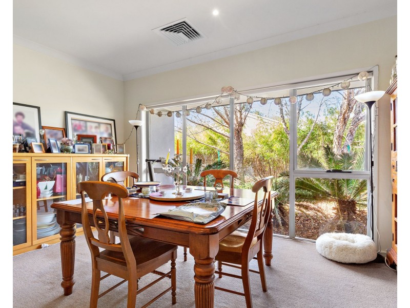 20 Sanctuary Way, Moggill QLD 4070