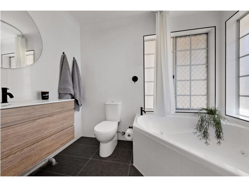 45 Hampstead Street, Forest Lake QLD 4078