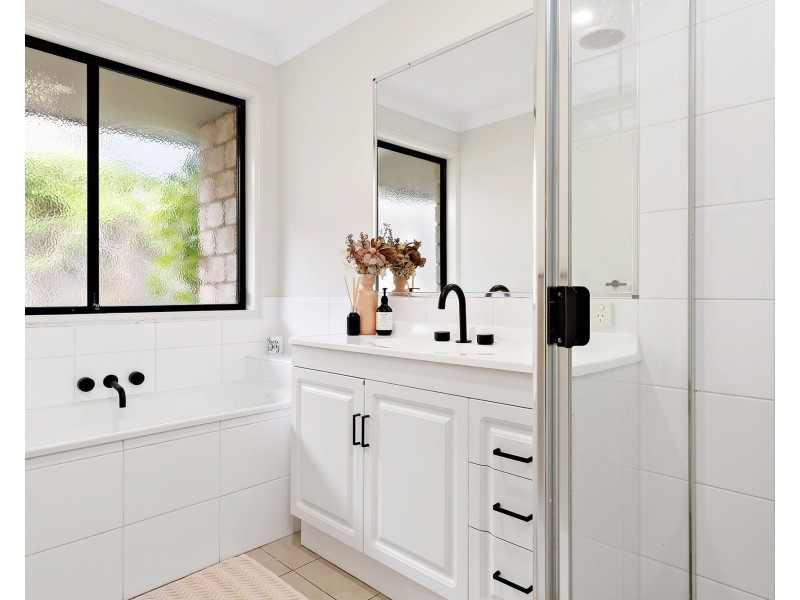 2 ANNABELLE CRESCENT, Upper Coomera QLD 4209