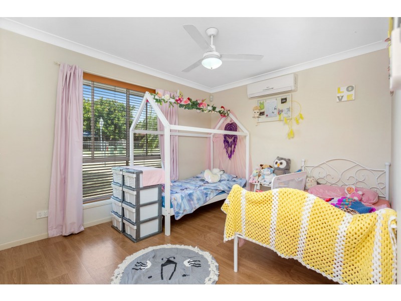 1 Diane Court, North Booval QLD 4304