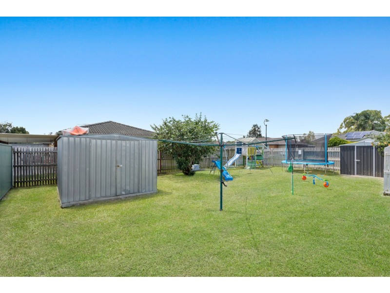 1 Diane Court, North Booval QLD 4304
