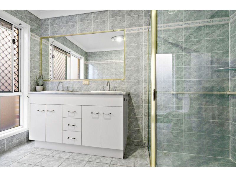 56 Alexandrina Circuit, Forest Lake QLD 4078