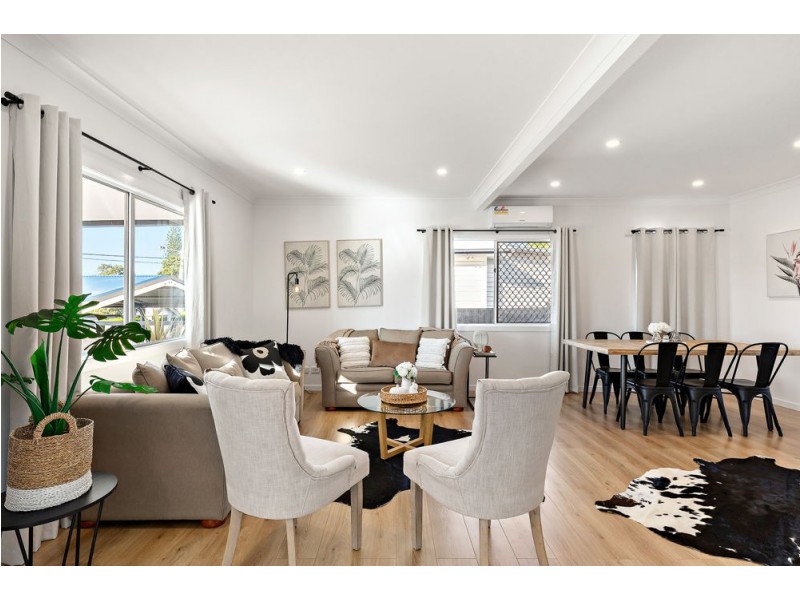 44 Cameron Parade, Wynnum QLD 4178