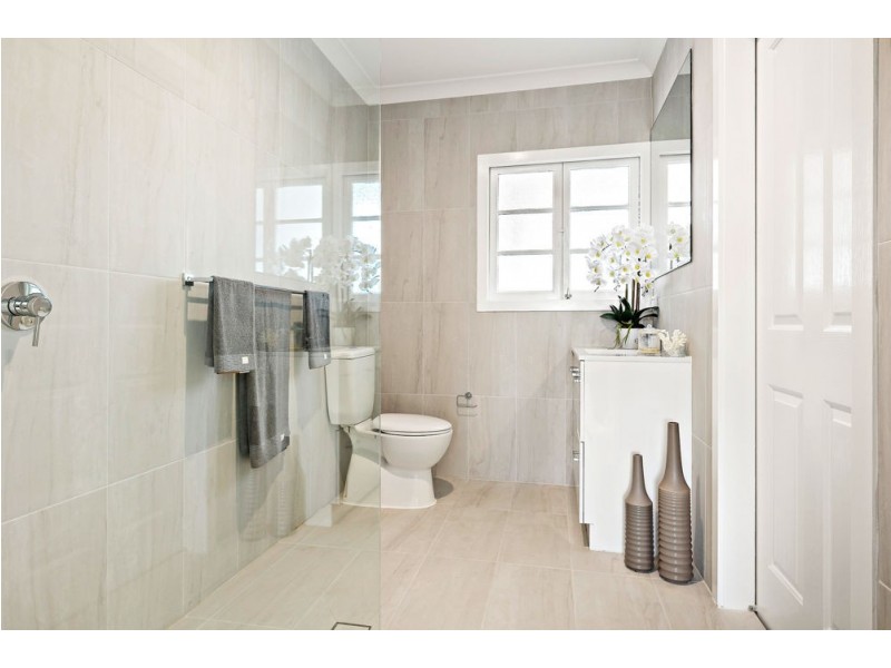 44 Cameron Parade, Wynnum QLD 4178