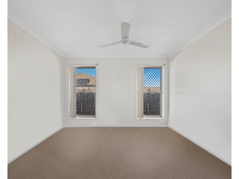 24 Moogerah Boulevard, Redbank Plains QLD 4301