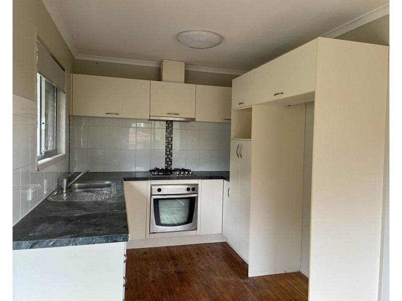 27 Sherwood Crescent, Bellbird Park QLD 4300