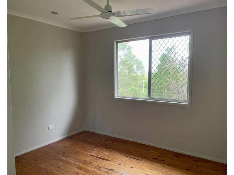 27 Sherwood Crescent, Bellbird Park QLD 4300