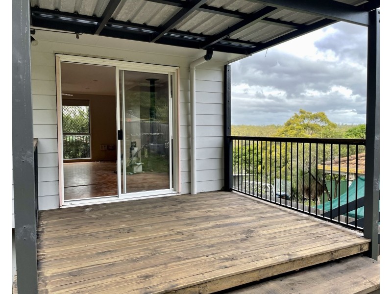27 Sherwood Crescent, Bellbird Park QLD 4300