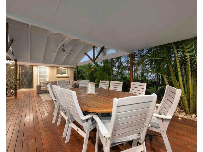 18 Port Street, Jamboree Heights QLD 4074