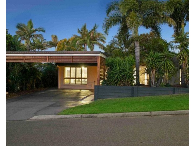 18 Port Street, Jamboree Heights QLD 4074