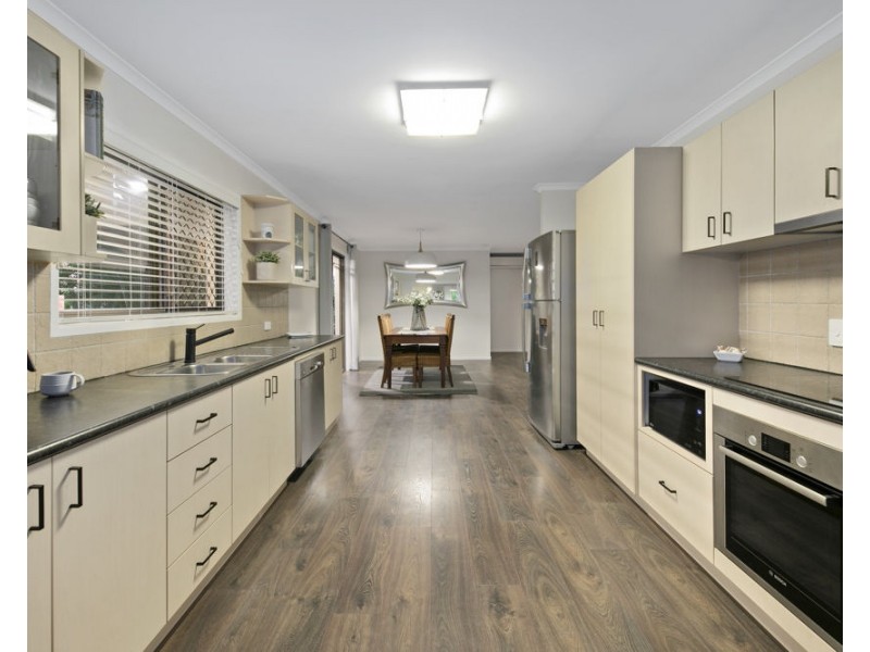 18 Port Street, Jamboree Heights QLD 4074