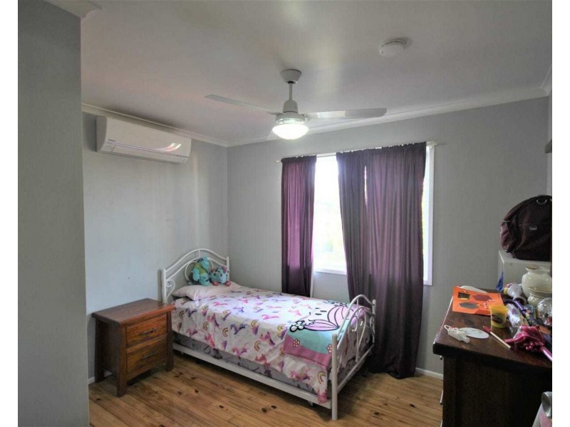 2 Toni Court, Redbank Plains QLD 4301