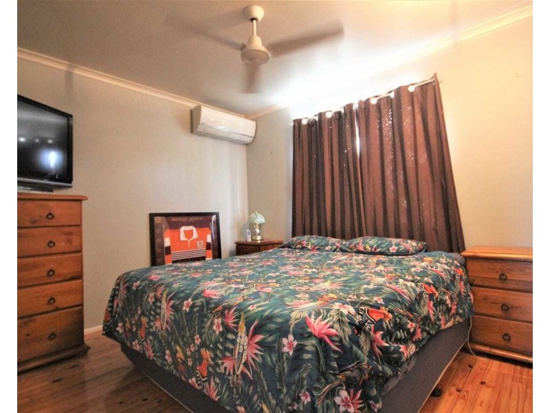 2 Toni Court, Redbank Plains QLD 4301