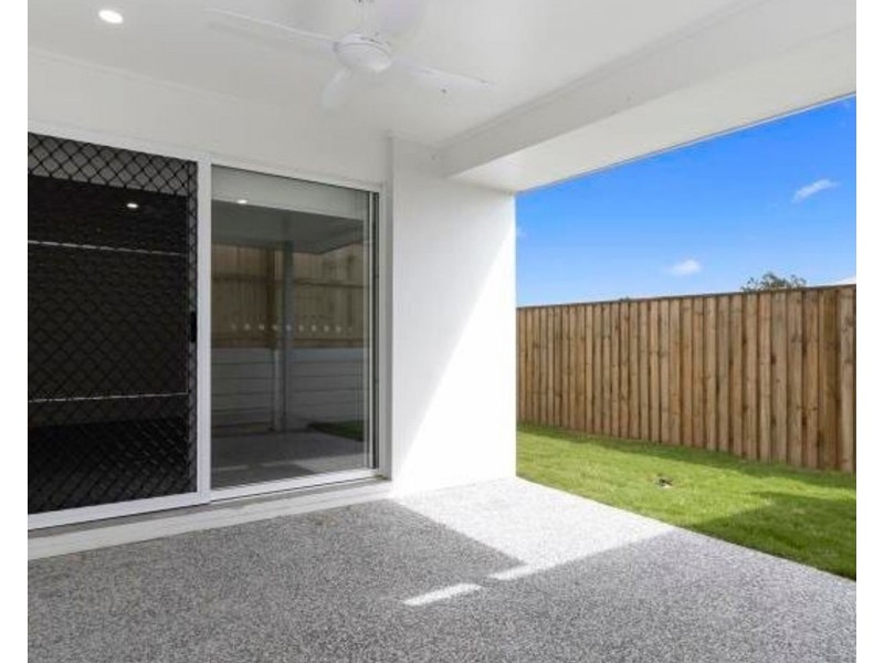 18 Carnelian Street, Collingwood Park QLD 4301
