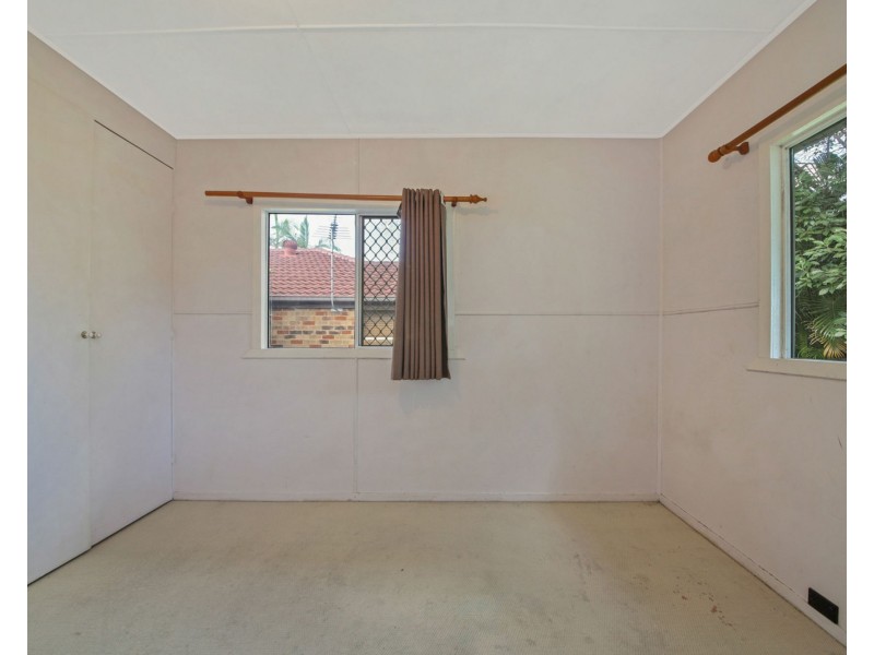 32 Fort Rd, Oxley QLD 4075