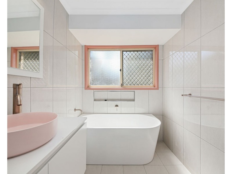 9 Highbury Drive, Redbank Plains QLD 4301