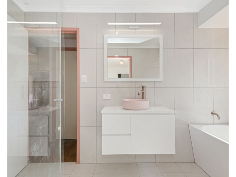 9 Highbury Drive, Redbank Plains QLD 4301