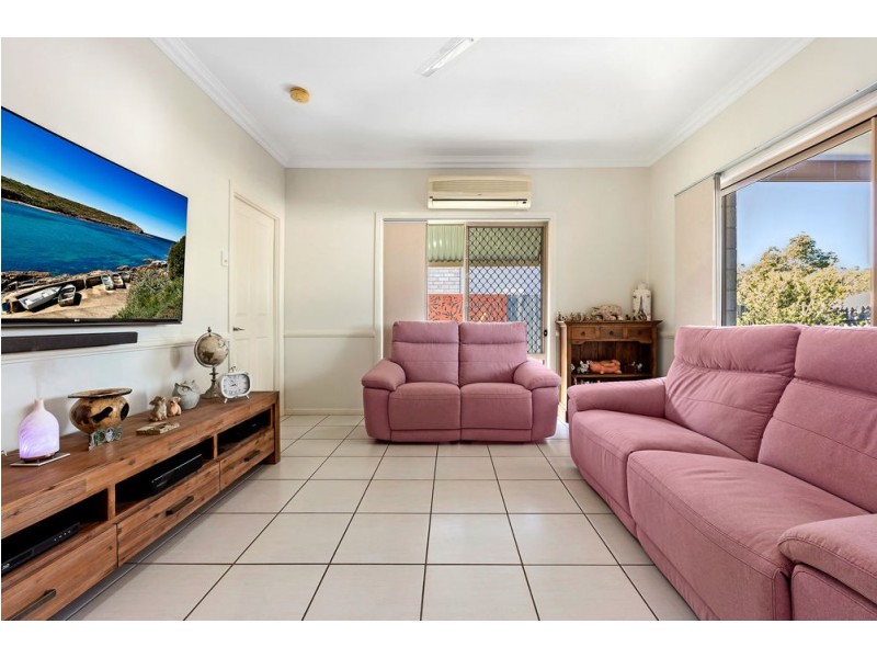 88 Park Edge Drive, Springfield Lakes QLD 4300