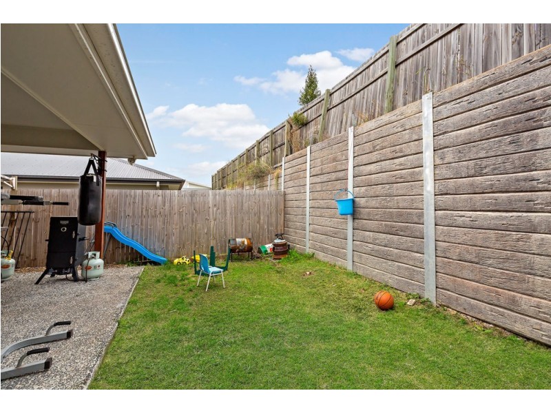 17 Jaffray Street, Bellbird Park QLD 4300