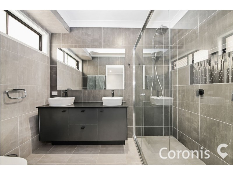 197 Woodline Drive, Spring Mountain QLD 4124