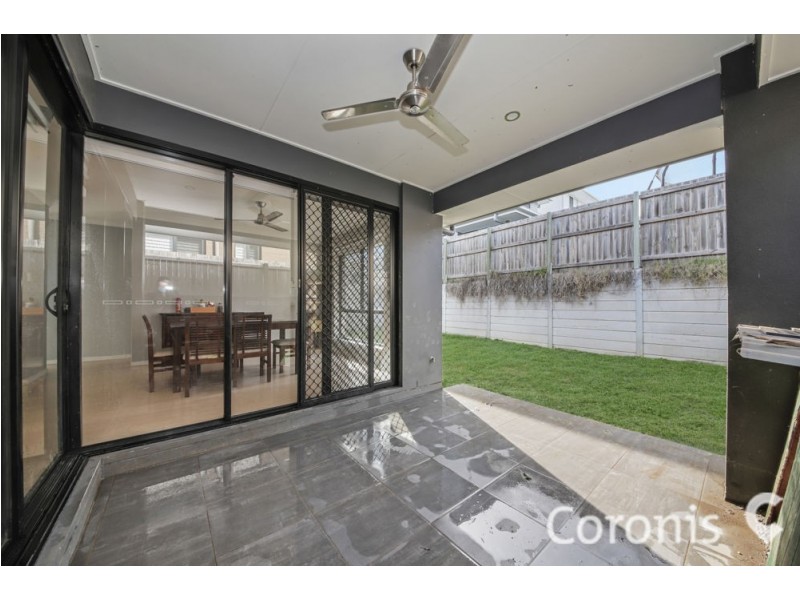 197 Woodline Drive, Spring Mountain QLD 4124