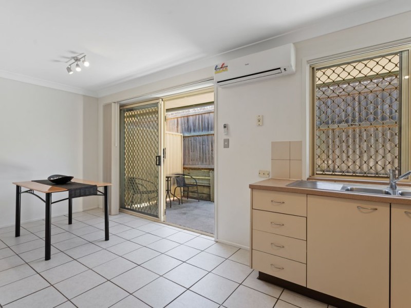 1&2/41 Creek Street, Bundamba QLD 4304