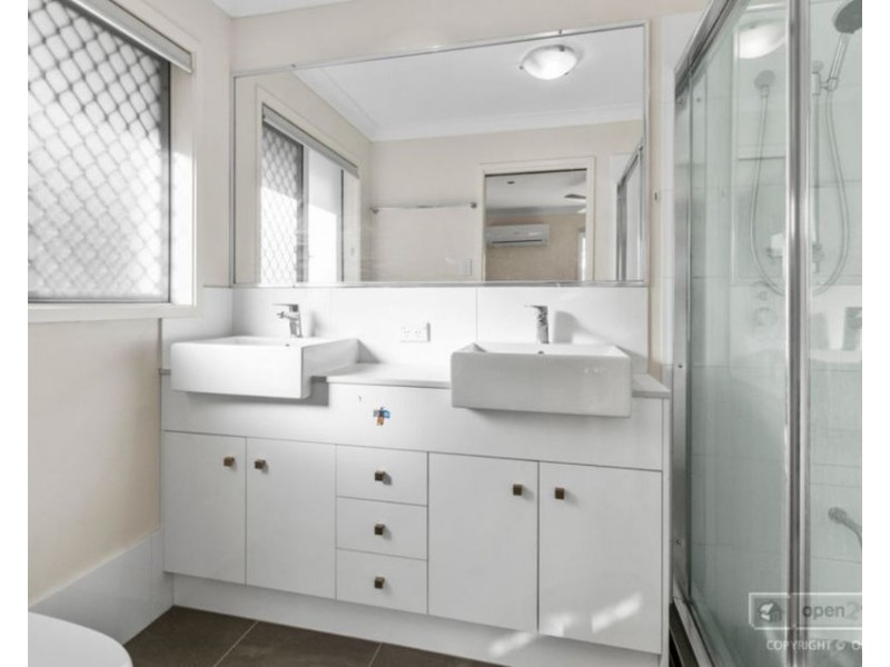 48 Cordeaux Crescent, Redbank Plains QLD 4301