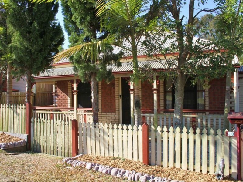 10 Crediton Place, Forest Lake QLD 4078