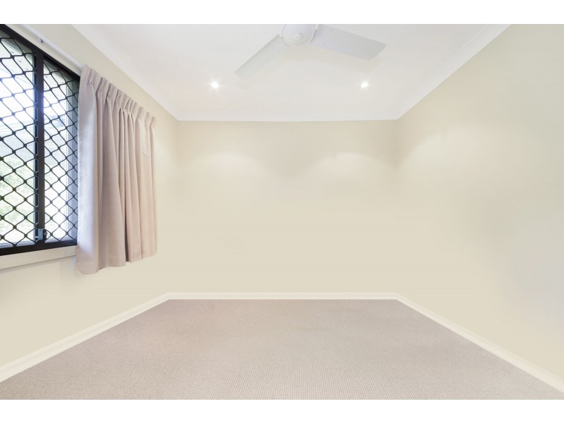 15 Gladstone Street, Oxley QLD 4075