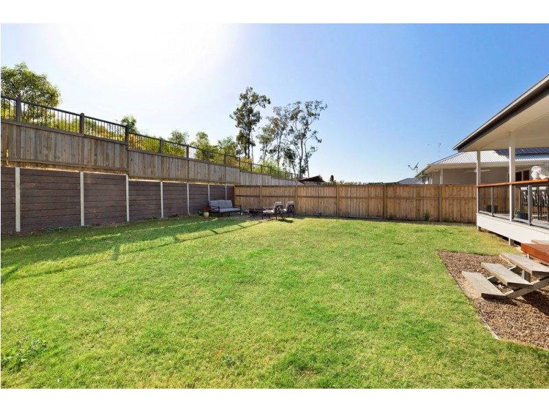 10 Roberts Crescent, Bellbird Park QLD 4300