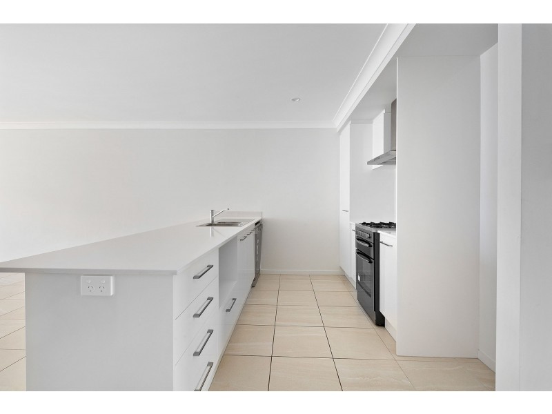 12 Limmen  Crescent, South Ripley QLD 4306